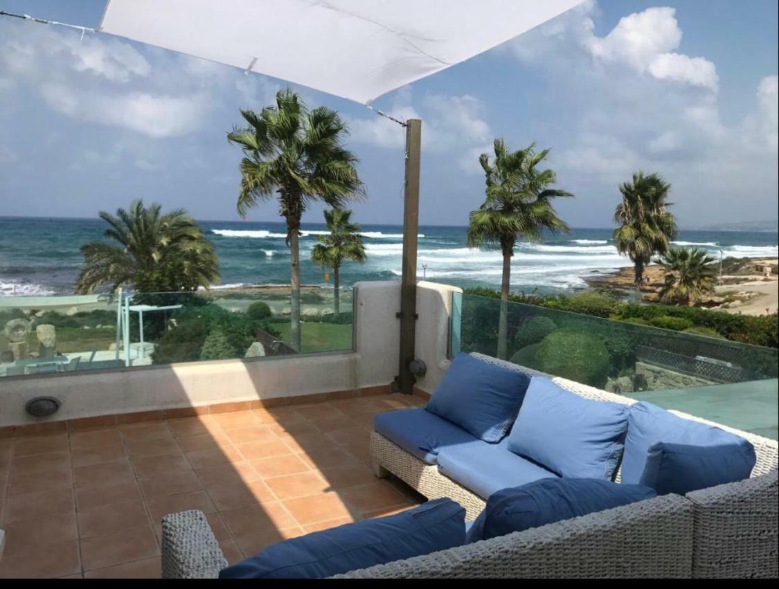 34 beach villa Paphos Exteriör bild